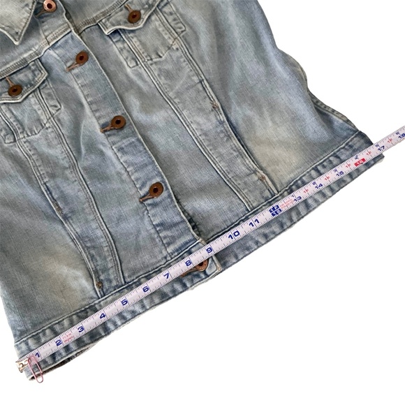 Lucky Brand - Dixie Denim Jacket - Fits like Small * - Light Blue Wash - Picture 5 of 8